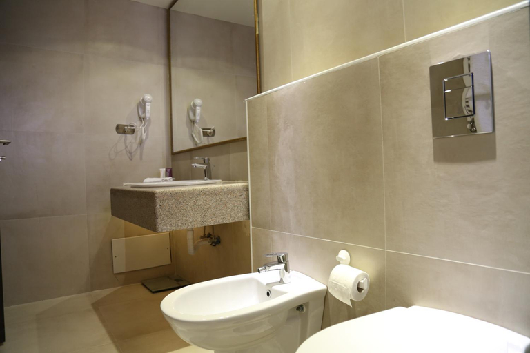 Others 4, Gondola Hotel & Suites, Wadi Essier