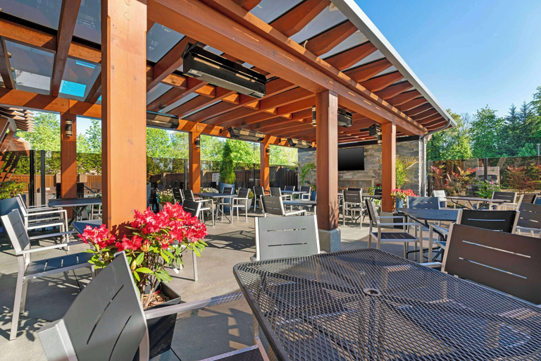 Food & Drinks 5, Best Western Plus Barclay Hotel, Alberni-Clayoquot