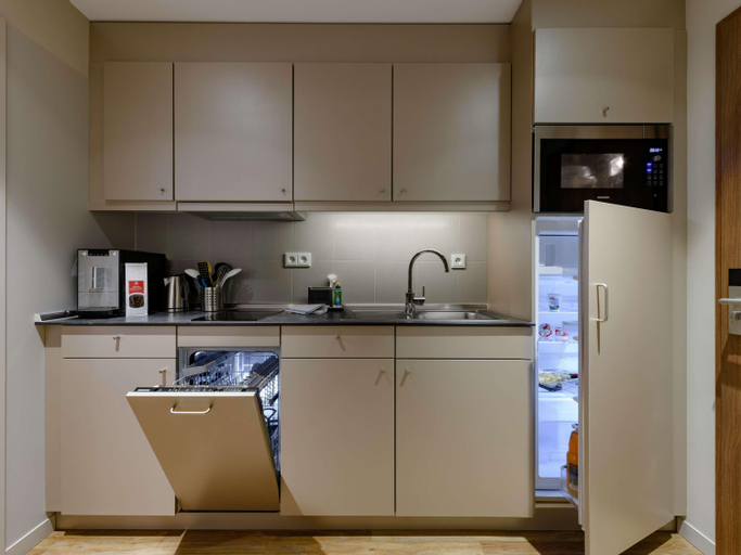 Dining Room 8