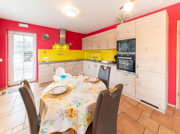 Private kitchen 3, Nature Apartment With Sauna, Liège