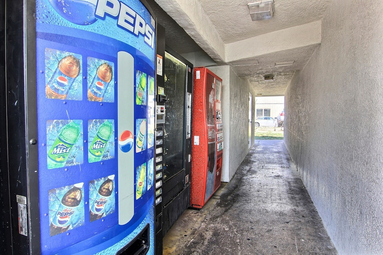 Others 4, Motel6 Austin, TX, Travis