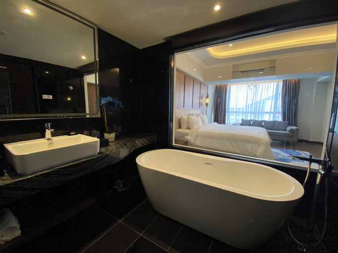 Bathroom 6