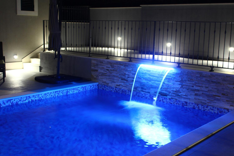Others 3, Vacation home Meri, Supetar