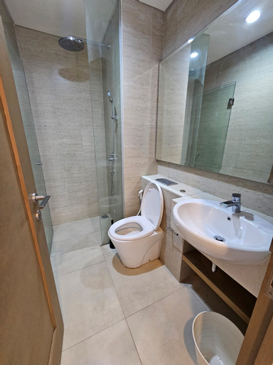Bathroom 13