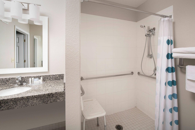 Bathroom 4, TownePlace Suites Albuquerque Airport, Bernalillo