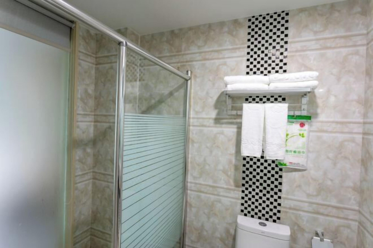 Bathroom 1, Sunjiang Hotel, Quanzhou