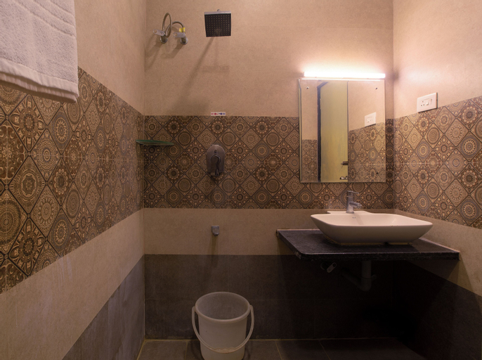 Bathroom 4