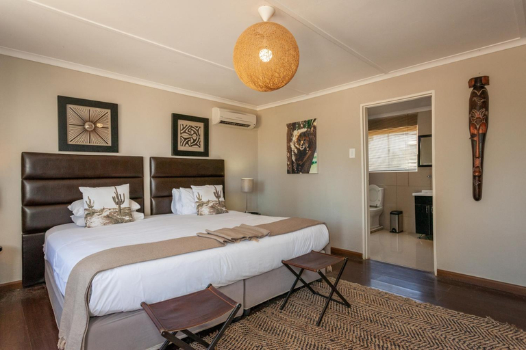 Bedroom 3, Inverdoorn Game Reserve, Cape Winelands