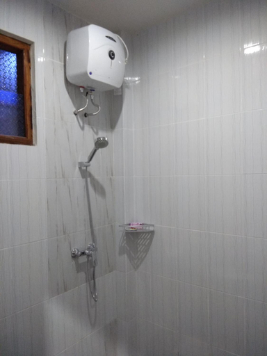 Others 4, Victory Hotel, Manggarai