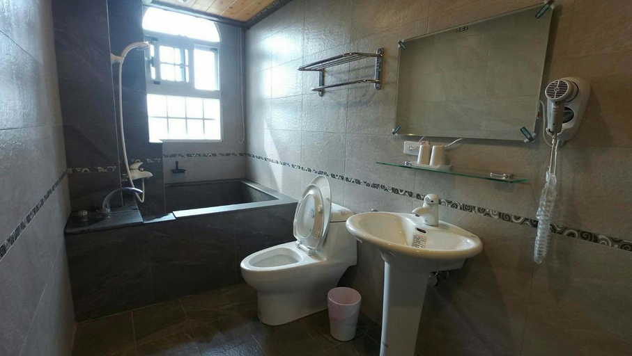 Bathroom 4, Brest Bed & Breakfast, Nantou