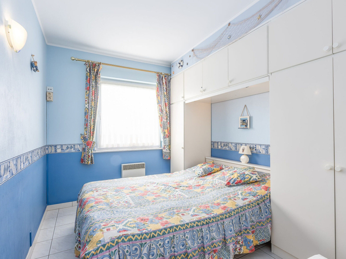 Room 4, Cozy Apartment With Sunny Terrace, West-Vlaanderen