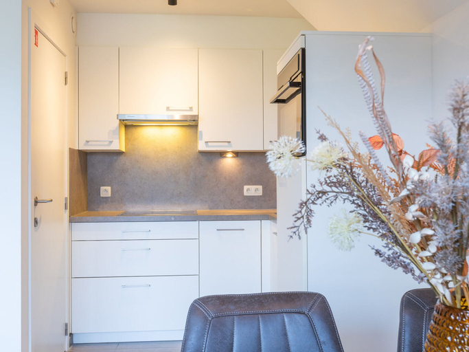 Others 2, Apartment With Cosy Sunny Terrace, West-Vlaanderen