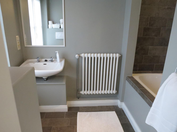Bathroom 3, Hotel Alegria, West-Vlaanderen