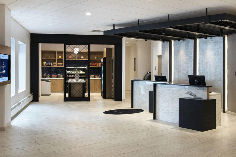 Public Area 3, Delta Hotels by Marriott Utica, Oneida