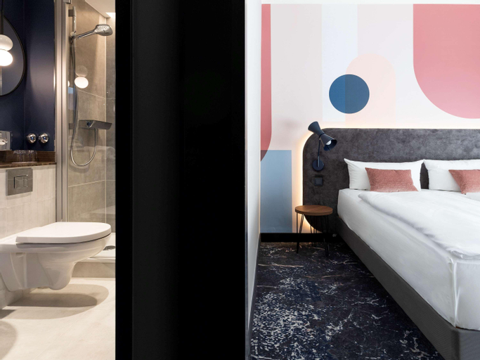 Bedroom 30