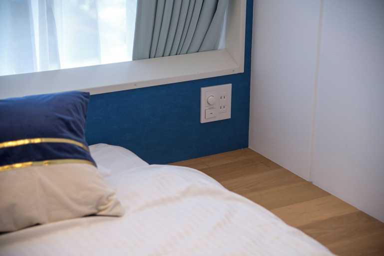 Bedroom 12