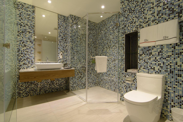 Others 3, Grand Crystal Hotel, Hsinchu City