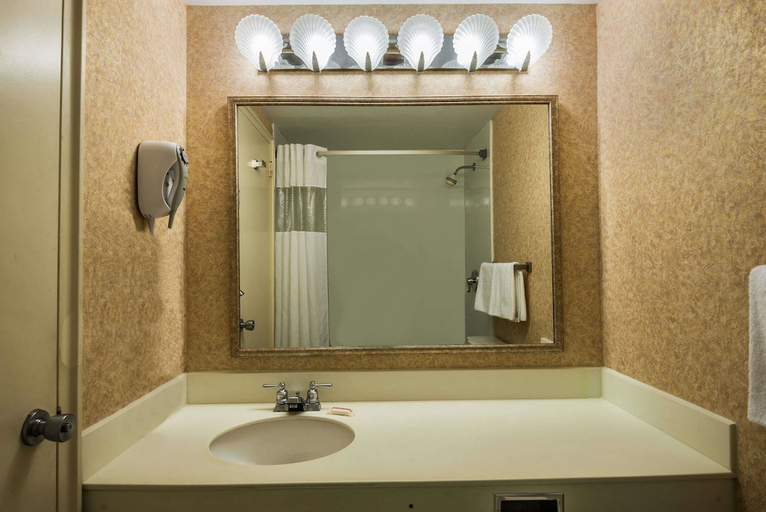 Bathroom 3, Hotel Atlantic City Oceanfront Boardwalk, Atlantic