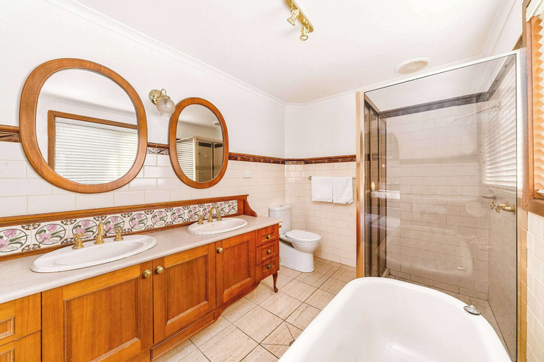 Bathroom 6