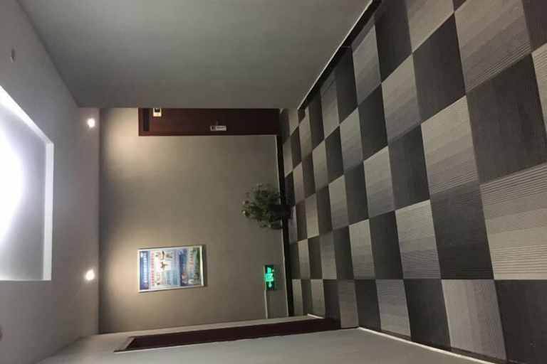 Others 3, 99 Express Hotel, Bozhou