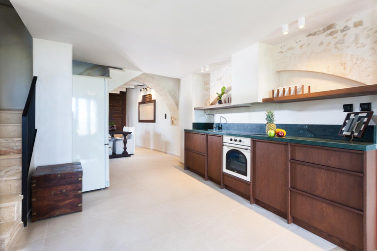 Kitchen 5, Ali Vafi's Villa - Heated Jacuzzi & Indoor Pool, Crete