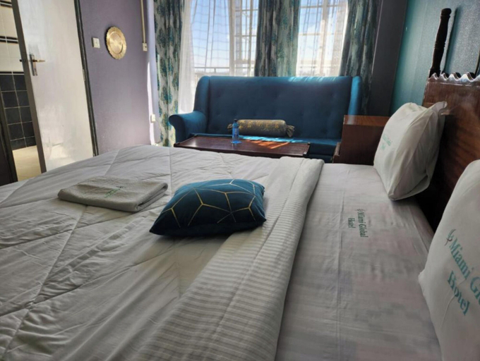 Bedroom 2, Almaj Galaxie Hotel, Kibra