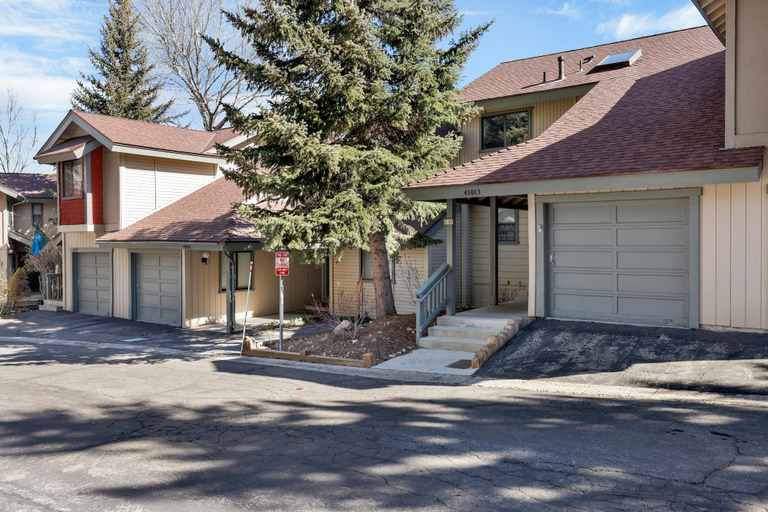 Exterior & Views 2, Sunny Side UP #1343, San Bernardino