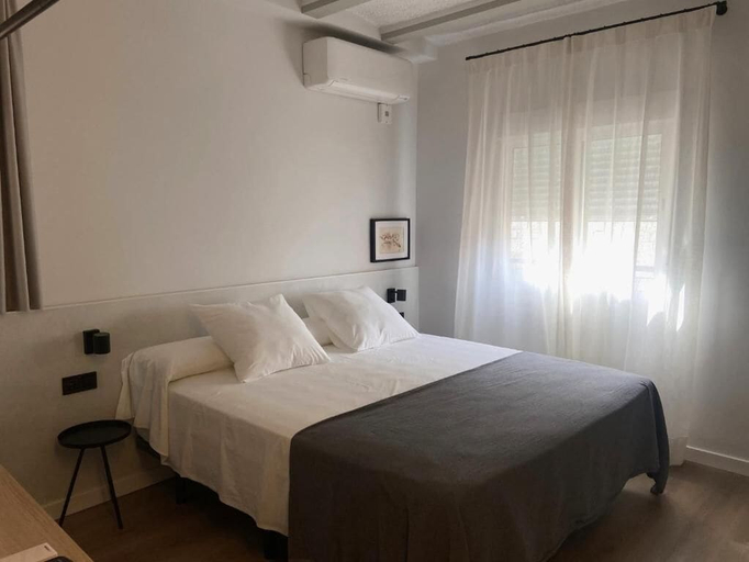 Bedroom 3, Hotel Caléndula, Girona