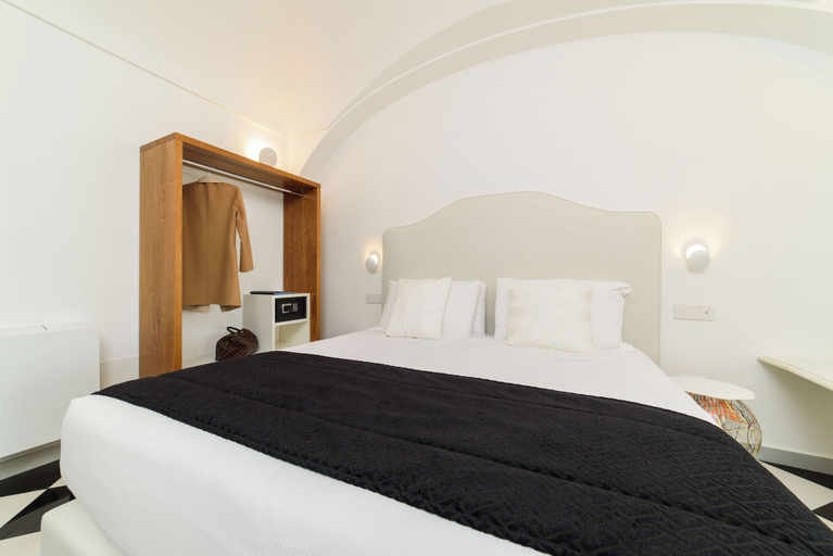 Bedroom 4, Palazzo Don Salvatore, Salerno
