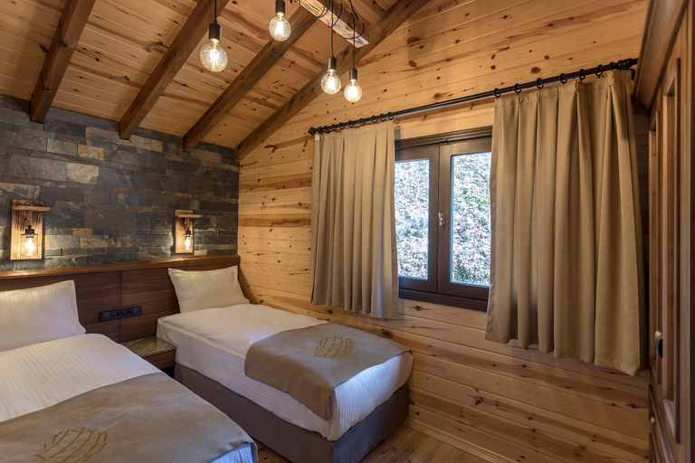 Bedroom 2, Hancioglu Camburnu Orman Evleri, Of