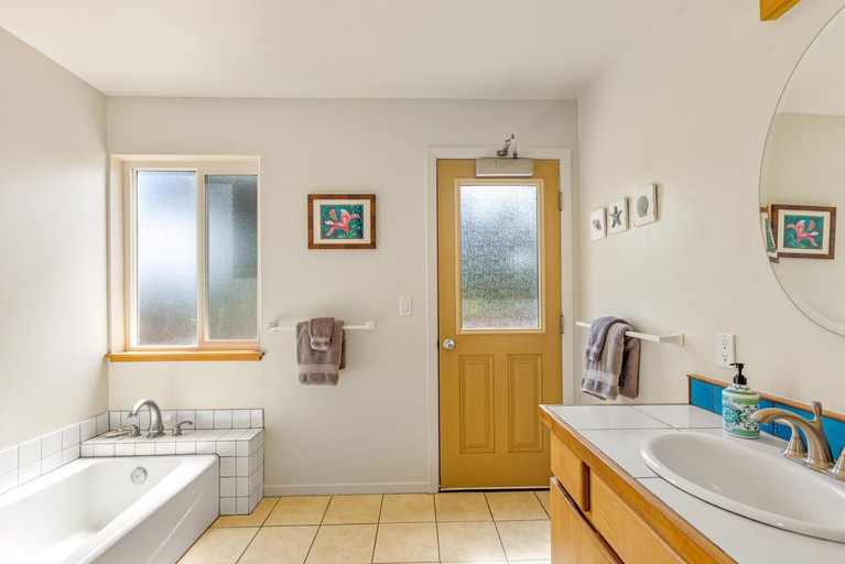 Bathroom 3, Hale Halia, Kauai