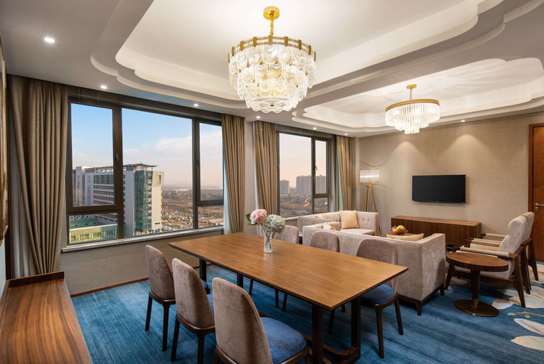 Food & Drinks 5, Ramada Encore by Wyndham Wuhan Caidian, Wuhan