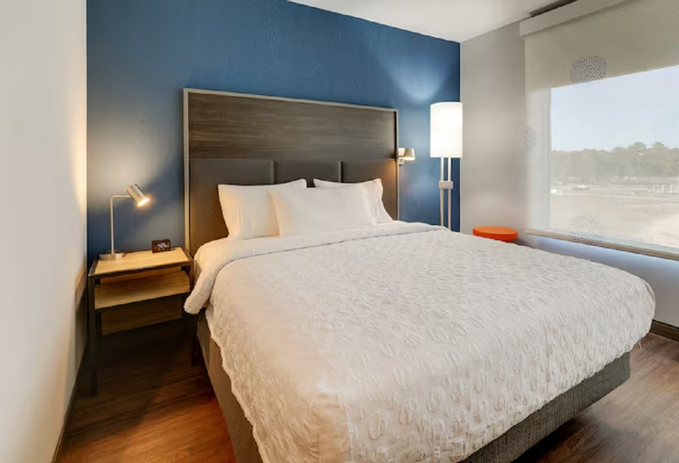 Bedroom 3, Tru By Hilton Leland Wilmington, Brunswick