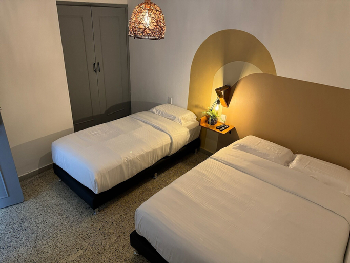 Bedroom 2, Rustik House, Medellín