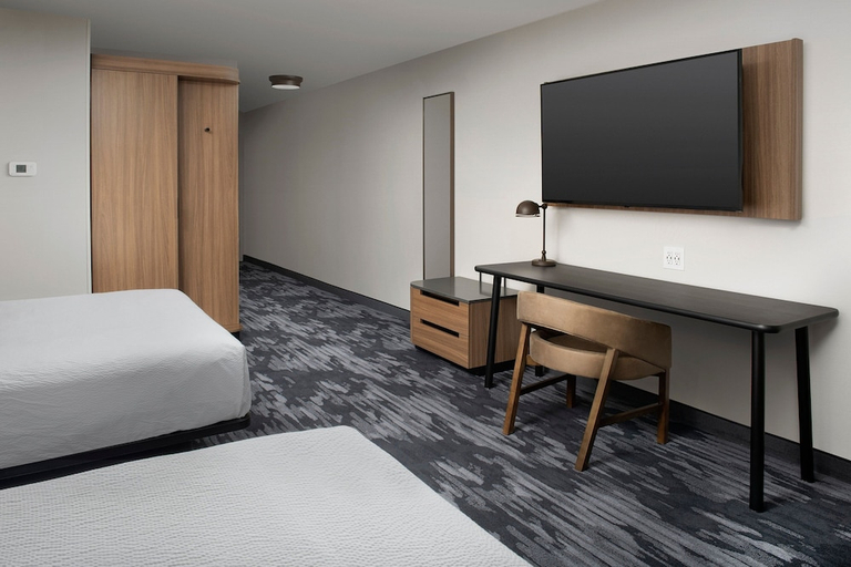 Bedroom 3, Fairfield Inn & Suites By Marriott Appleton, Outagamie