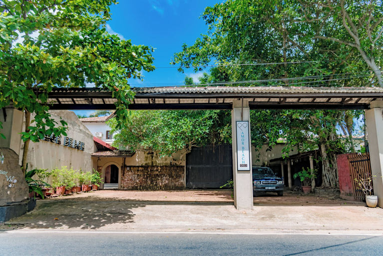 Property entrance, Amor Beach Unawatuna, Habaraduwa