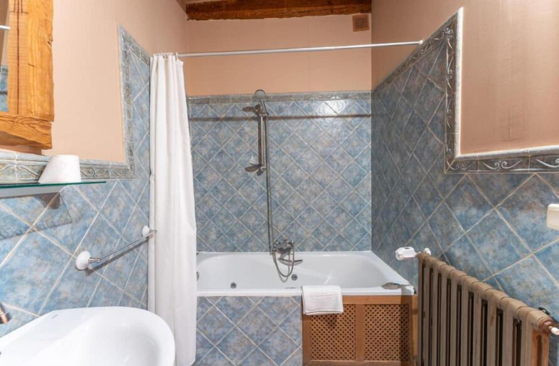 Bathroom 3, Hostal El Rincon Castellano, Segovia