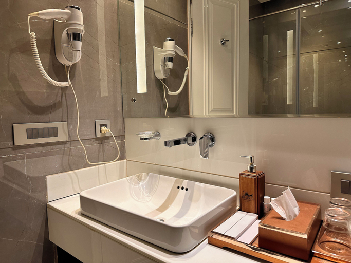 Bathroom 3, Devrath By Big Bite Resort, Meerut