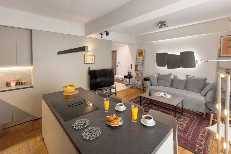 Others 5, Well-designed apartment by the Acropolis, Attica
