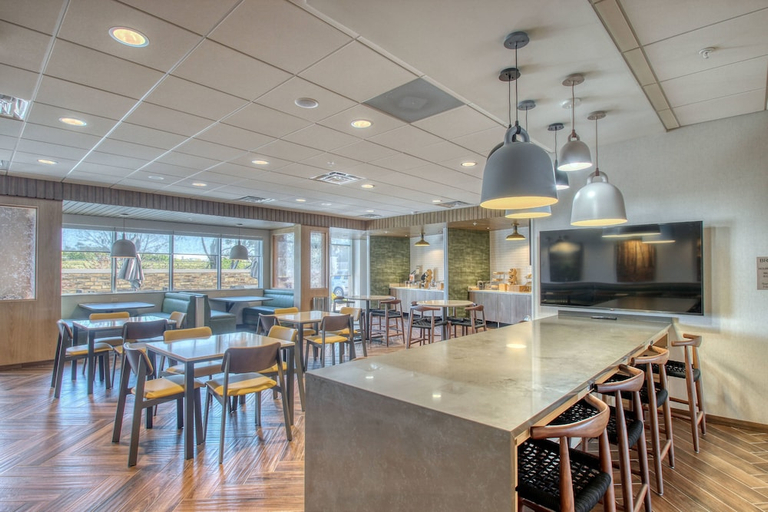 Food & Drinks 4, Fairfield Inn & Suites By Marriott Appleton, Outagamie