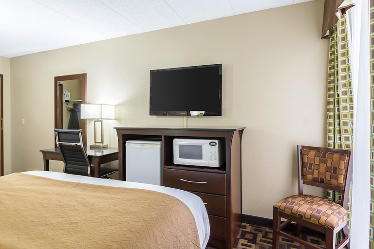 Bedroom 3, Quality Inn & Suites Arden Hills - Saint Paul North, Ramsey