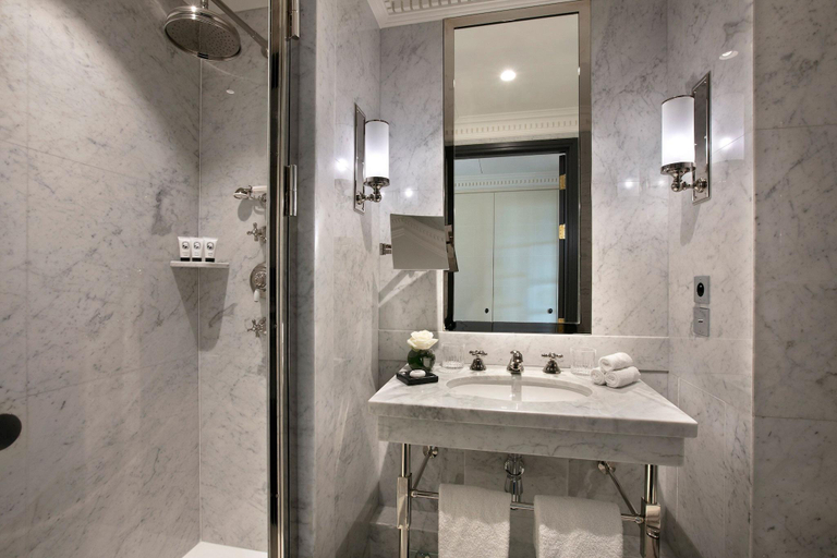 Bathroom 4, De Berri Champs Elysées, A Luxury Collection Hotel, Paris