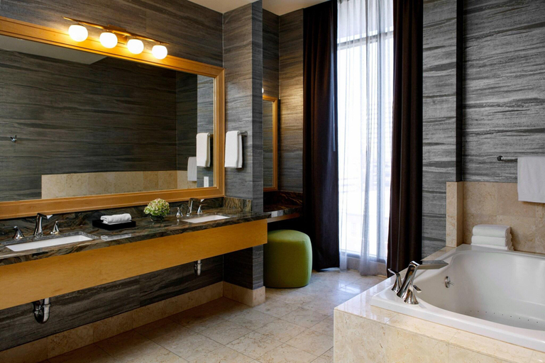 Bathroom 5, Renaissance Reno Downtown Hotel & Spa, Washoe