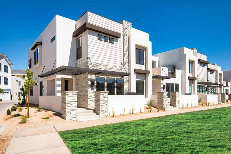 Exterior & Views 2, Pier 47 at Desert Color by RedAwning, Washington