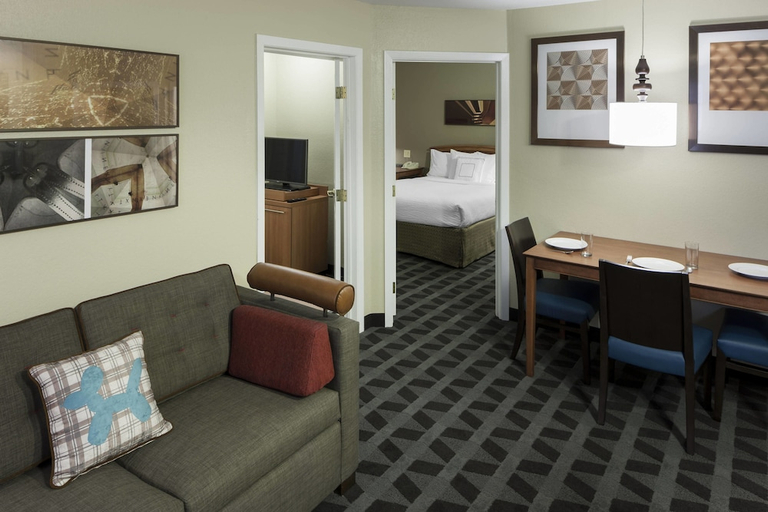 Bedroom 2, TownePlace Suites by Marriott Dallas Arlington North, Arlington