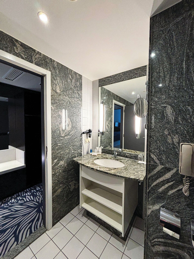 Bathroom 6