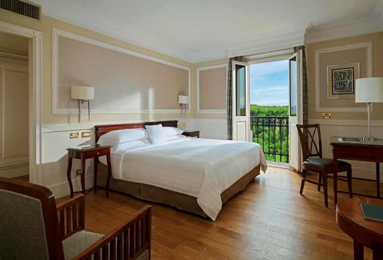 Bedroom 2, Marriott Hotel Rome Grand Flora, Rome