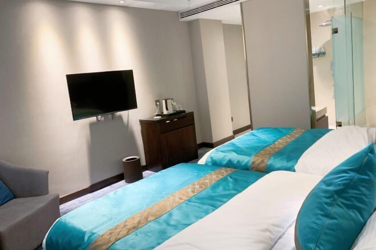 Bedroom 3, Zhong Huang Hotel, Kunming