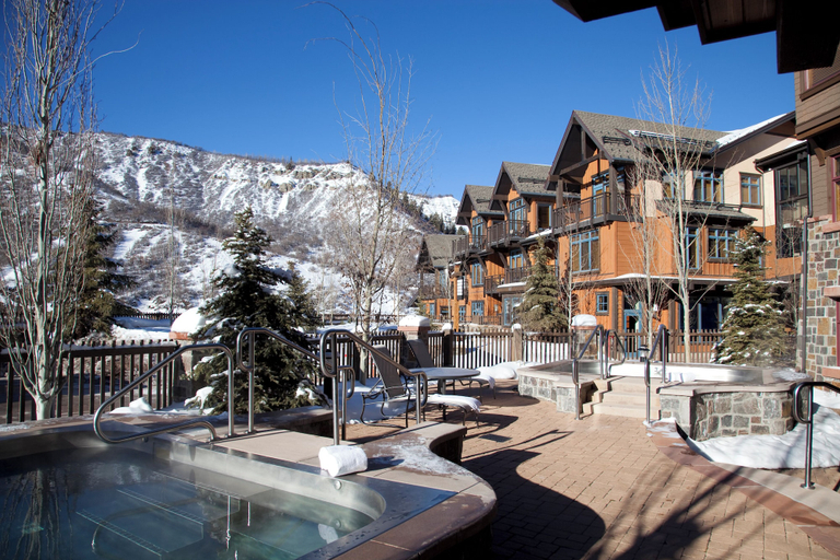 Sport & Beauty, Capitol Peak- CoralTree Residence Collection, Pitkin