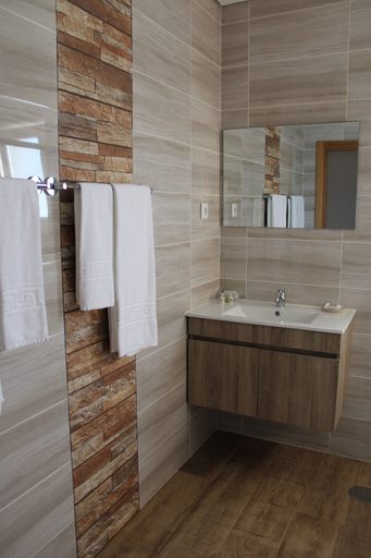 Bathroom 5, Socalcos Do Douro House, Tabuaço